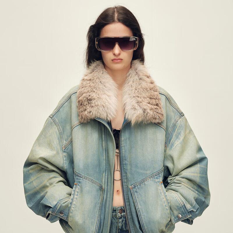 CHIC PARKA Sagafurs Fox Collar Denim Jacket S
CHIC PARKA Sagafurs Fox Collar Denim Jacket S