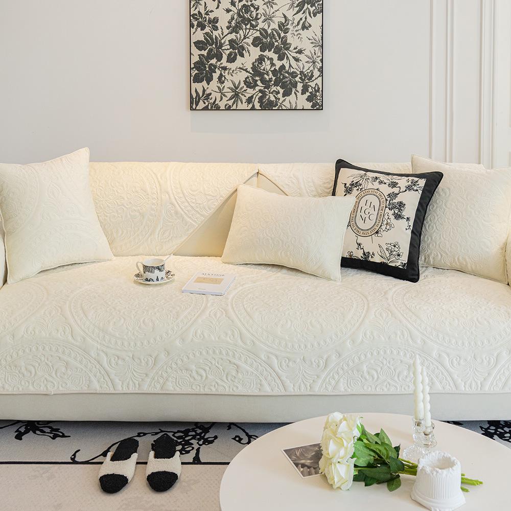 Зимняя хрустальная бархатная диванная подушка, новая легкая французская кремовая подушка в стиле тканевая кожаная диванная подушка 70*70
Зимняя хрустальная бархатная диванная подушка, новая легкая французская кремовая подушка в стиле тканевая кожаная диванная подушка 70*70