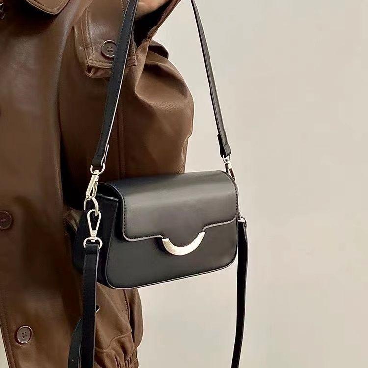 JIAERDI Vintage Black Handbag Women Leather Square Sle Shoulder Bags Ladies Fashion Elegant Premium Exquisite Crossbody Bag 2025 25x12x7cm чёрный
JIAERDI Vintage Black Handbag Women Leather Square Sle Shoulder Bags Ladies Fashion Elegant Premium Exquisite Crossbody Bag 2025 25x12x7cm чёрный