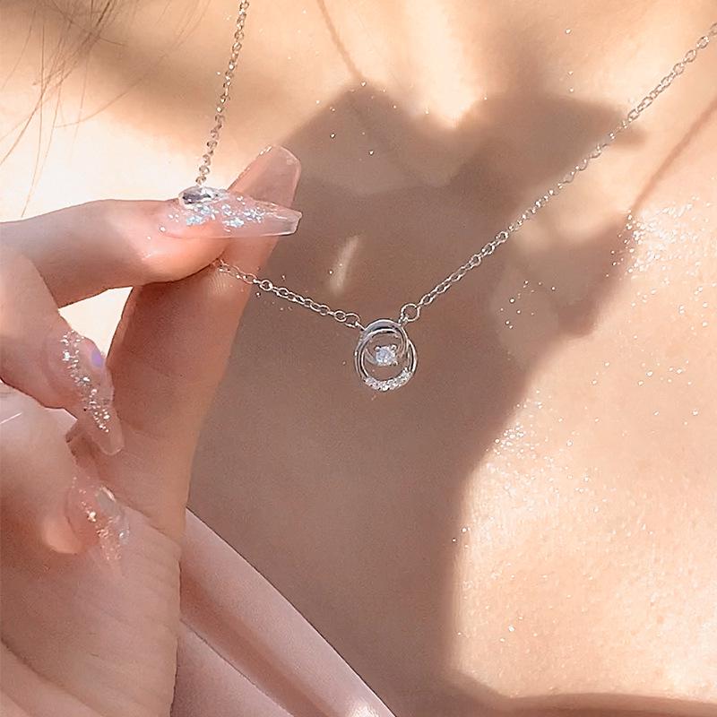 S925 Silver Ins Style Double Circle Necklace: Versatile Women s Clavicle Chain with High-End Temperament for Sweaters
S925 Silver Ins Style Double Circle Necklace: Versatile Women s Clavicle Chain with High-End Temperament for Sweaters