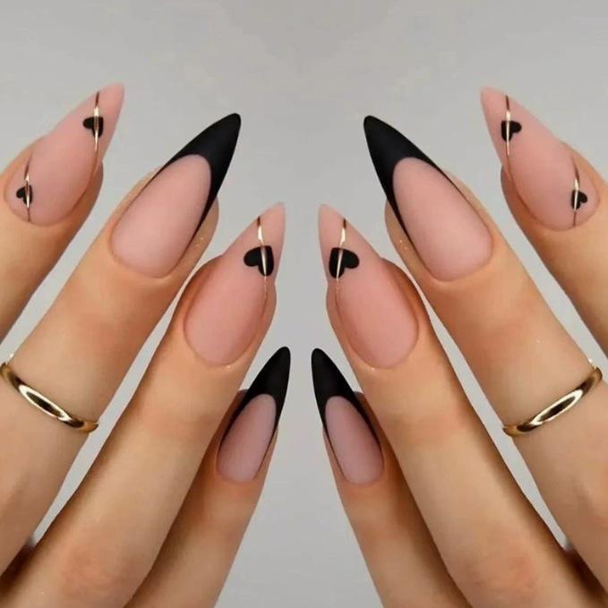 24-Piece Wearable French Heart Line Nail Patches - Removable False Nail Extensions for Manicure Yellow Gel + File (Temu/Tiktok)
24-Piece Wearable French Heart Line Nail Patches - Removable False Nail Extensions for Manicure Yellow Gel + File (Temu/Tiktok)