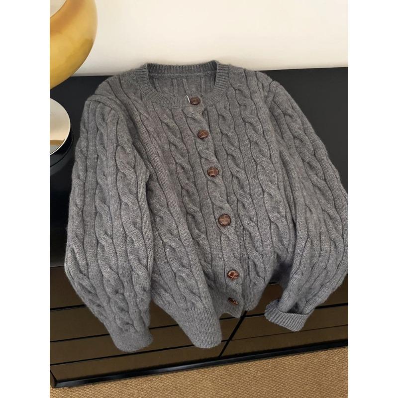 Мягкий восковой серый ретро шерстяной вязаный кардиган ленивый осенью и зимой, чтобы скрыть полноту и показать стройность, свитер с косами, женская свободная и толстая куртка one size fits all серый
Мягкий восковой серый ретро шерстяной вязаный кардиган ленивый осенью и зимой, чтобы скрыть полноту и показать стройность, свитер с косами, женская свободная и толстая куртка one size fits all серый