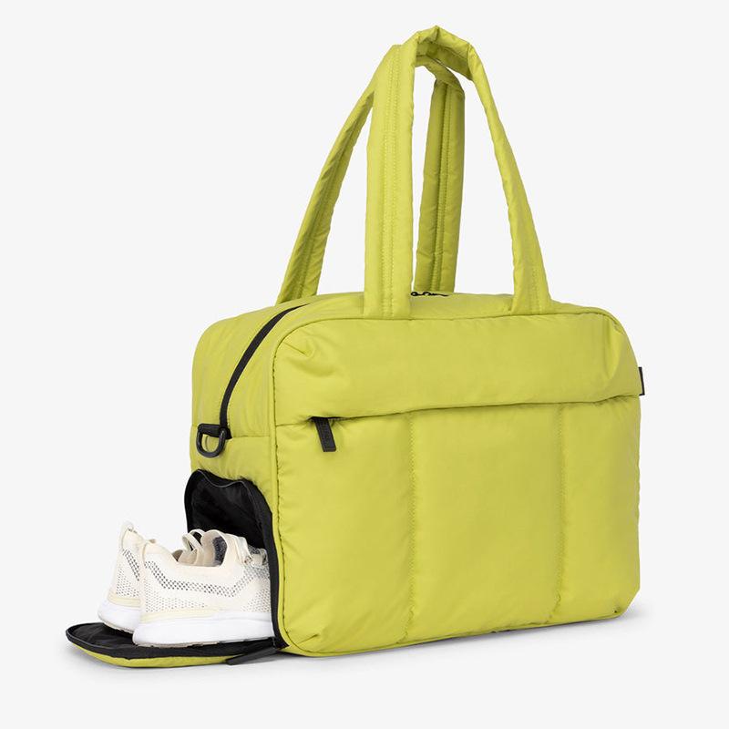 Down Duffel Bag Large Capacity Women Shoulder Bags Multifunctional Large Capacity Dry Wet Separation Hand Bag Travel Bags Female
Down Duffel Bag Large Capacity Women Shoulder Bags Multifunctional Large Capacity Dry Wet Separation Hand Bag Travel Bags Female