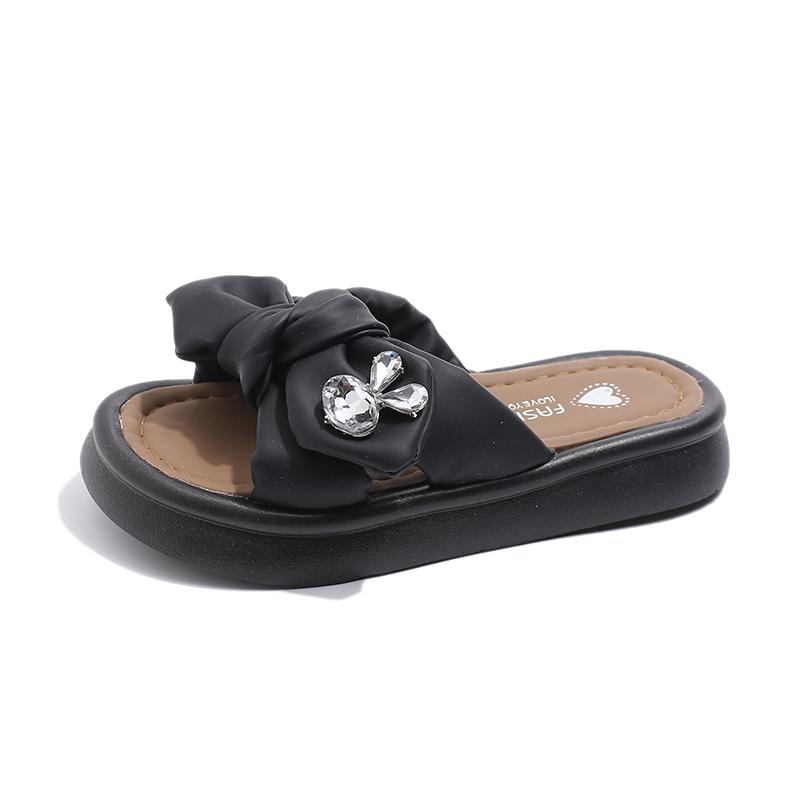 Тапочки принцессы для девочек с бантом на мягкой подошве, детская летняя пляжная обувь, модные тапочки со стразами для маленьких детей, лето 2024 г. 26 чёрный
Тапочки принцессы для девочек с бантом на мягкой подошве, детская летняя пляжная обувь, модные тапочки со стразами для маленьких детей, лето 2024 г. 26 чёрный