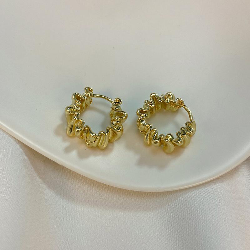 Metal Huggie Earrings Crinkle Irregular Hoop Geometric Gold Silver Alloy Minimalist Women Small Jewelry Wear Gift Party A1
Metal Huggie Earrings Crinkle Irregular Hoop Geometric Gold Silver Alloy Minimalist Women Small Jewelry Wear Gift Party A1