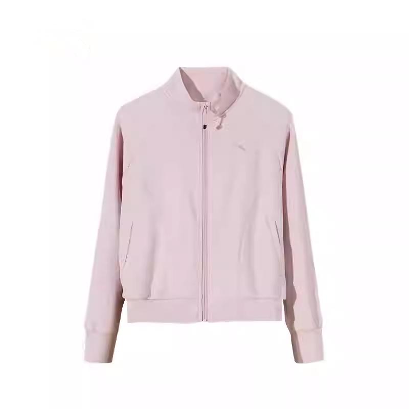 Anta Sports Lifestyle Series Комплексная тренировочная серия Однотонная куртка на молнии со стойкой воротником Удобная дышащая универсальная куртка 962517705-1 L
Anta Sports Lifestyle Series Комплексная тренировочная серия Однотонная куртка на молнии со стойкой воротником Удобная дышащая универсальная куртка 962517705-1 L