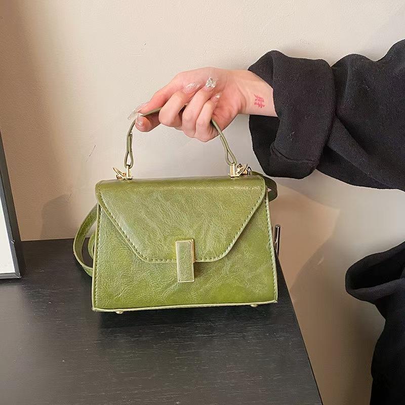 Women S Bag Atmospheric Solid Color Handbag Fashion Trendy Kelly Bag Women S Commuter Shoulder Messenger Bag червоний
Women S Bag Atmospheric Solid Color Handbag Fashion Trendy Kelly Bag Women S Commuter Shoulder Messenger Bag червоний