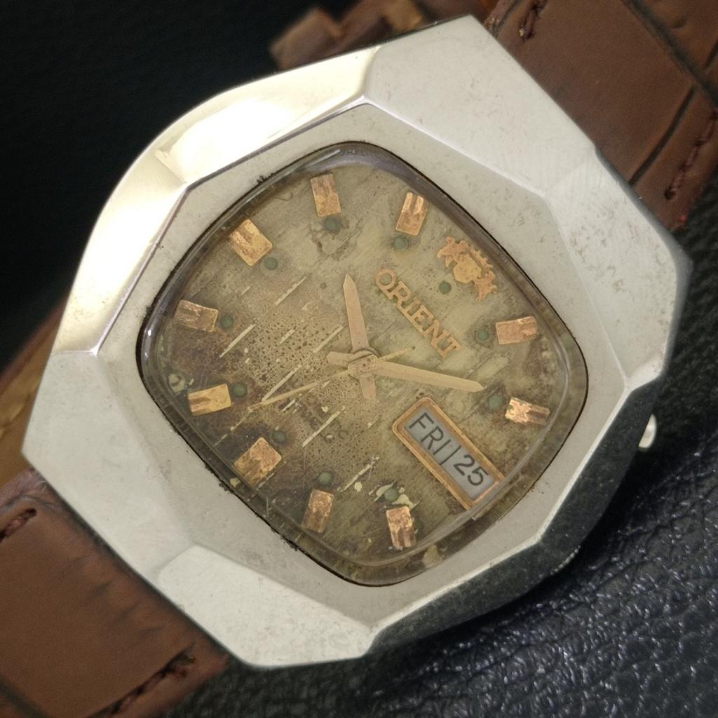 РЕДКИЕ МУЖСКИЕ ВИНТАЖНЫЕ АВТОМАТИЧЕСКИЕ ЧАСЫ ORIENT ЯПОНИЯ 46941 ОРИГИНАЛЬНЫЙ ЦИФЕРБЛАТ a703354-1 R213b-a703354
РЕДКИЕ МУЖСКИЕ ВИНТАЖНЫЕ АВТОМАТИЧЕСКИЕ ЧАСЫ ORIENT ЯПОНИЯ 46941 ОРИГИНАЛЬНЫЙ ЦИФЕРБЛАТ a703354-1 R213b-a703354