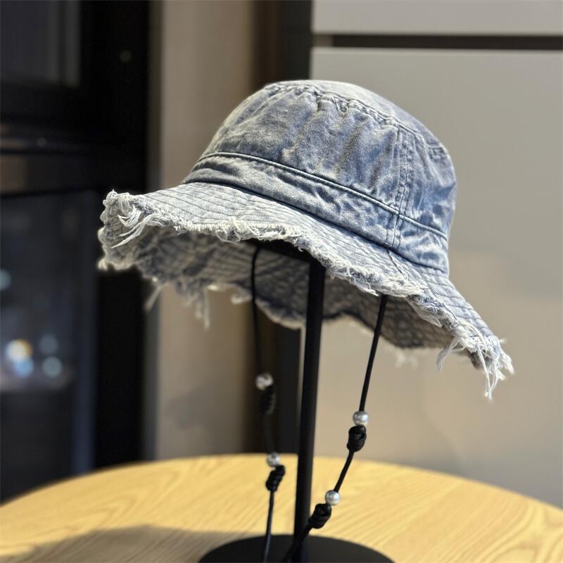 High-quality retro fashion frayed denim bucket hat, spring and summer sun protection hat, makes the face look smaller, versatile and trendy Adult54-60Adjustable
High-quality retro fashion frayed denim bucket hat, spring and summer sun protection hat, makes the face look smaller, versatile and trendy Adult54-60Adjustable