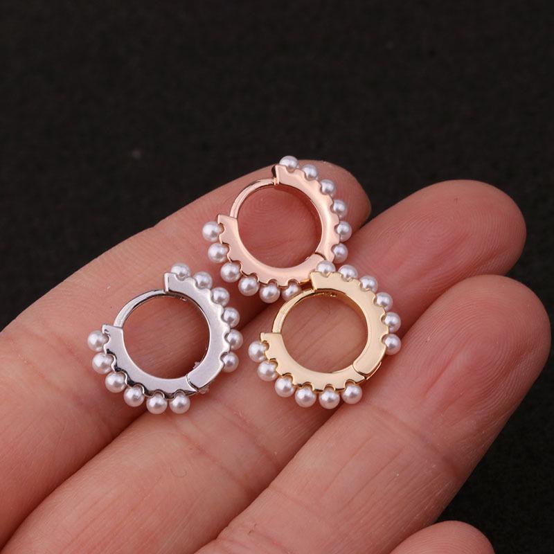 Elegant Pearl Inlaid Ear Cuffs - Creative and Simple Foreign Fashion Piercing Jewelry серебряный
Elegant Pearl Inlaid Ear Cuffs - Creative and Simple Foreign Fashion Piercing Jewelry серебряный