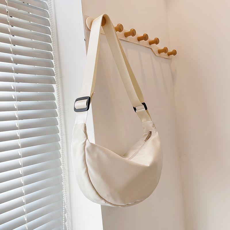 Сумка Женская Модная Сумка-пельмень Рабочая Одежда Сумка через плечо Универсальная Холщовая Сумка Сумка-тоут Студенческий Рюкзак Женская Сумка Сумка для Мобильного Телефона Creamy-white-Oxford dumpling bag
Сумка Женская Модная Сумка-пельмень Рабочая Одежда Сумка через плечо Универсальная Холщовая Сумка Сумка-тоут Студенческий Рюкзак Женская Сумка Сумка для Мобильного Телефона Creamy-white-Oxford dumpling bag