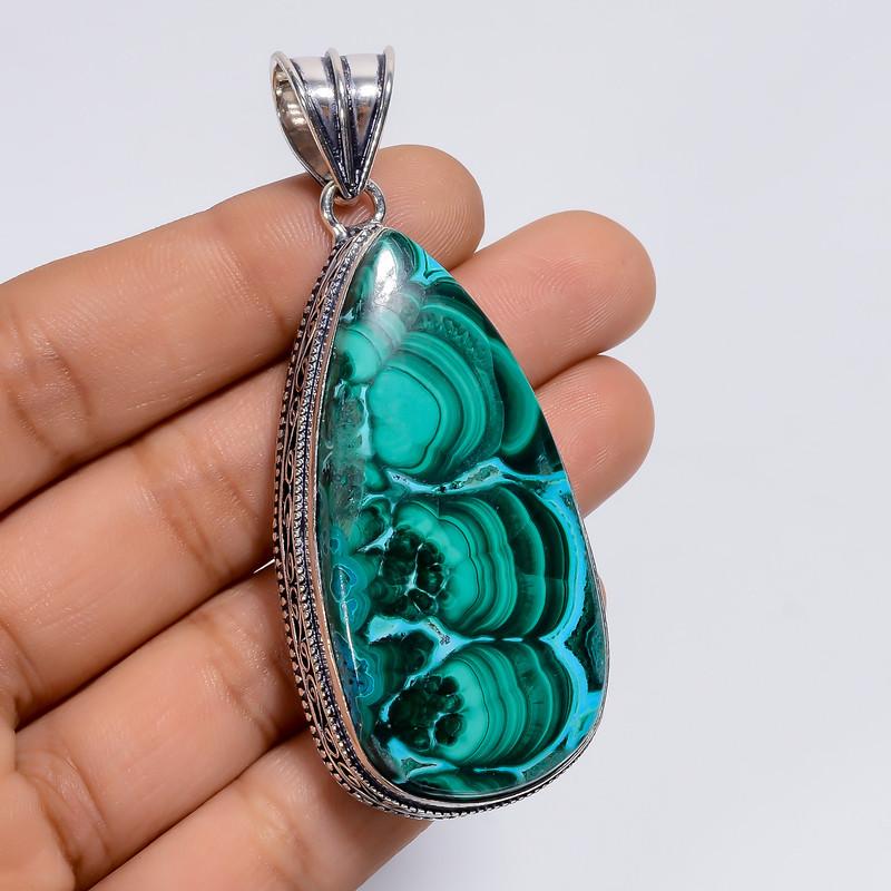 Beautiful Top Grade Qualite 100% Natural Malachite Chrysocolla Pear Shape Vintage Handmade Jewelry 925 Steling Silver Pendant 2.7 WSJ-4886 2.7
Beautiful Top Grade Qualite 100% Natural Malachite Chrysocolla Pear Shape Vintage Handmade Jewelry 925 Steling Silver Pendant 2.7 WSJ-4886 2.7