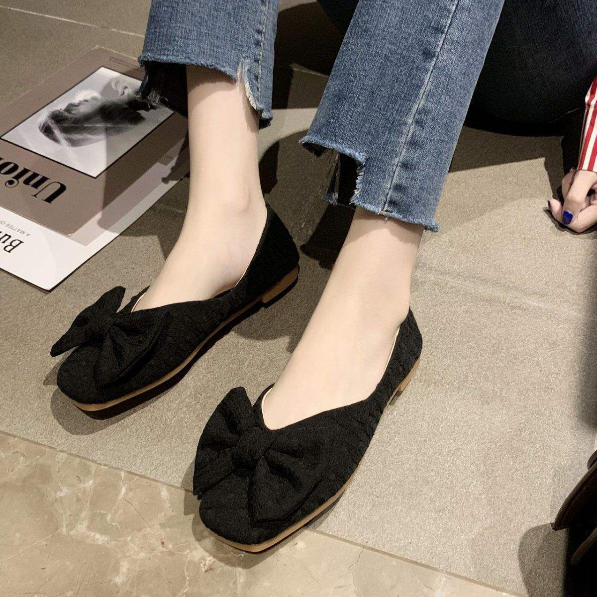 Обувь Doudou 2025 новая женская весенняя обувь на плоской подошве с мелким бантом, квадратным носком, для студентов, обувь феи для ношения с юбкой 36 чёрный
Обувь Doudou 2025 новая женская весенняя обувь на плоской подошве с мелким бантом, квадратным носком, для студентов, обувь феи для ношения с юбкой 36 чёрный