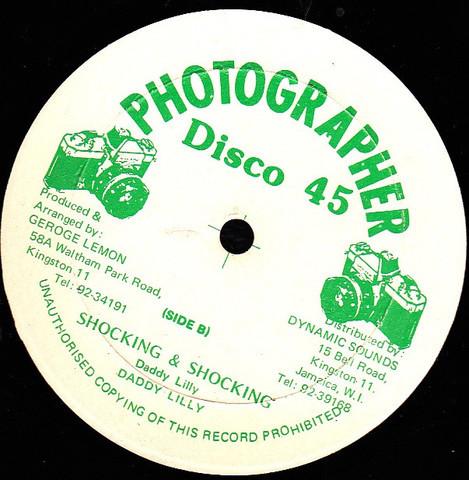 12inch Record CARL MEEKS , DADDY LILLY - New Slang, Shocking & Shocking none Photographer 1990 Jamaica Reggae, Ska & Dub Used
12inch Record CARL MEEKS , DADDY LILLY - New Slang, Shocking & Shocking none Photographer 1990 Jamaica Reggae, Ska & Dub Used