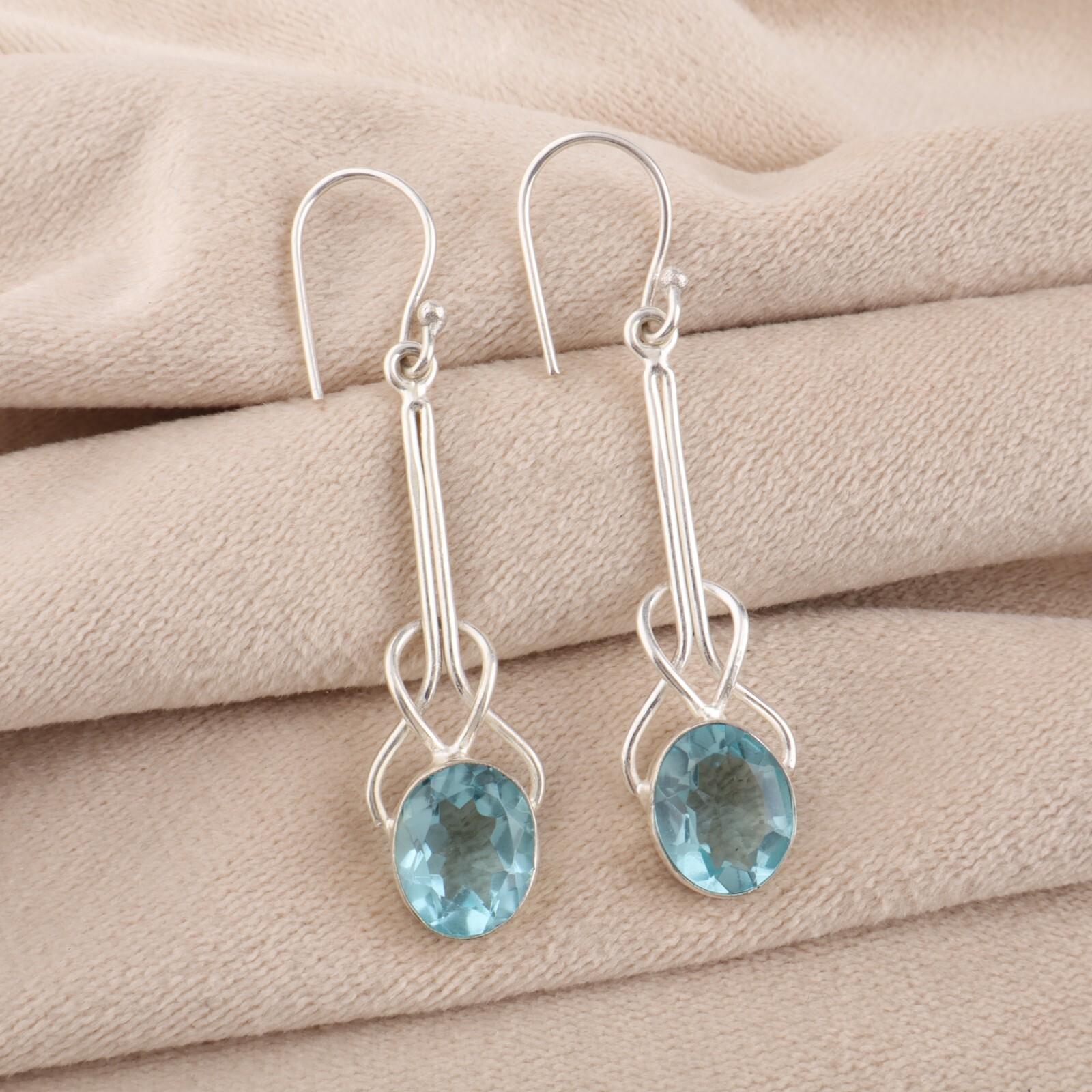 Sky Blue Topaz Gemstone 925 Sterling Silver Jewelry Handmade Hook Earrings 1.76 EE-171-8
Sky Blue Topaz Gemstone 925 Sterling Silver Jewelry Handmade Hook Earrings 1.76 EE-171-8
