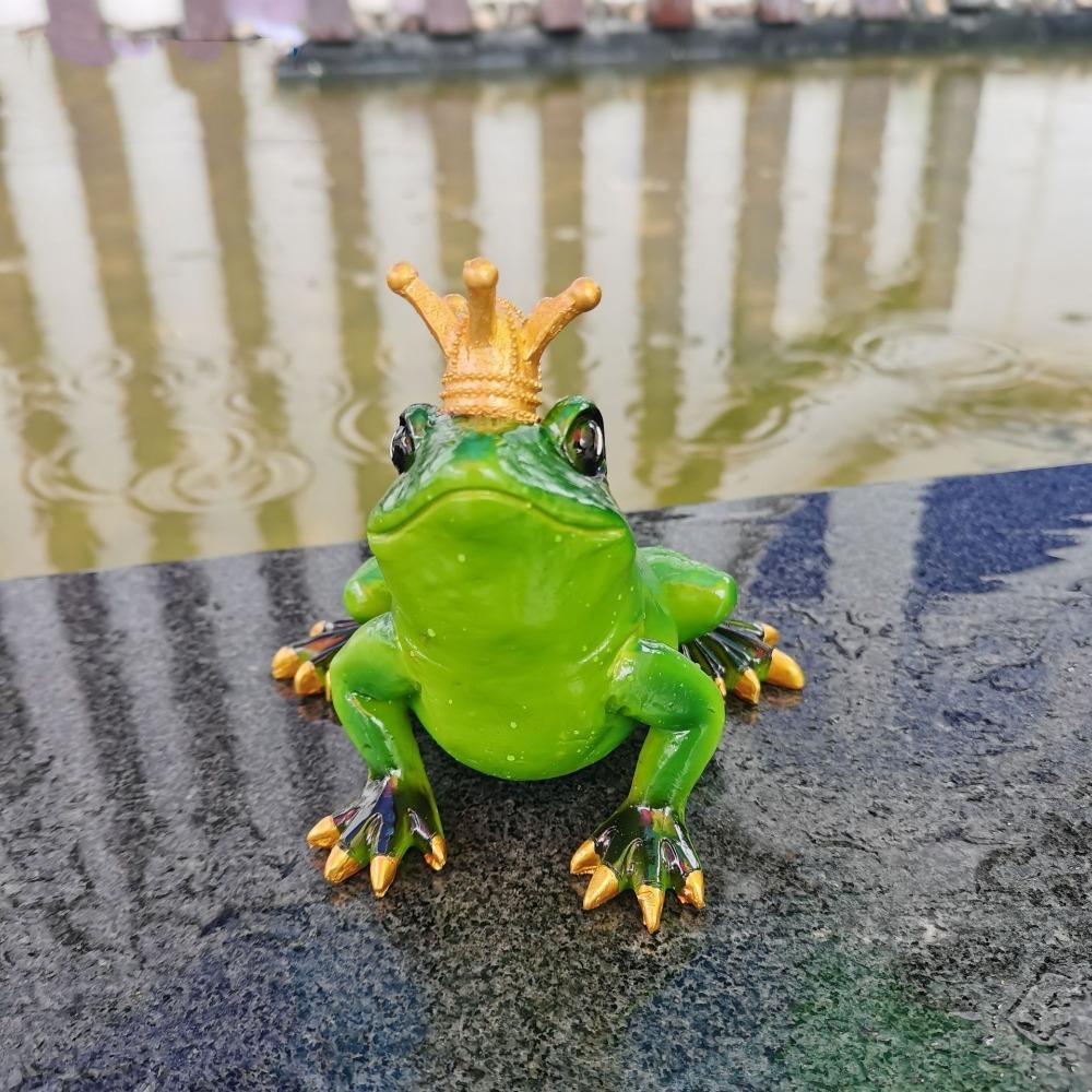 Resin Material Frog Figurines Wearing Crown Frog Ornament Miniature Frog Statues Home Garden зелений
Resin Material Frog Figurines Wearing Crown Frog Ornament Miniature Frog Statues Home Garden зелений