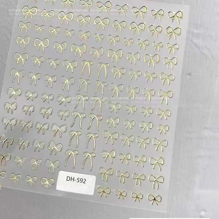 Наклейки для ногтей с бабочками Татуировка на лице счет на руке маскарад для лица Выступление детей Сделай сам украшения наклейки
Наклейки для ногтей с бабочками Татуировка на лице счет на руке маскарад для лица Выступление детей Сделай сам украшения наклейки