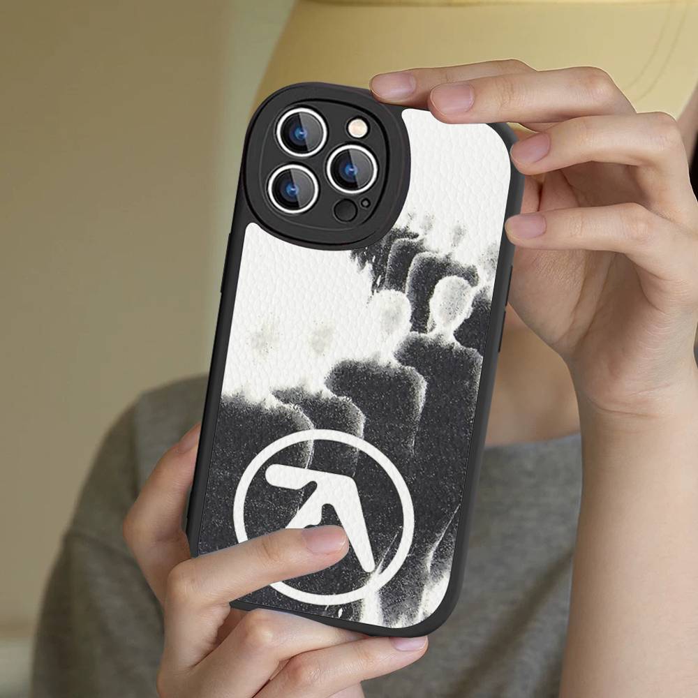 DJ A-Aphex T-Twin Phone Case Hard Leather For IPhone 14 13 16 Mini 15 14 11 12 Pro Max Plus Fundas 12 pro max
DJ A-Aphex T-Twin Phone Case Hard Leather For IPhone 14 13 16 Mini 15 14 11 12 Pro Max Plus Fundas 12 pro max