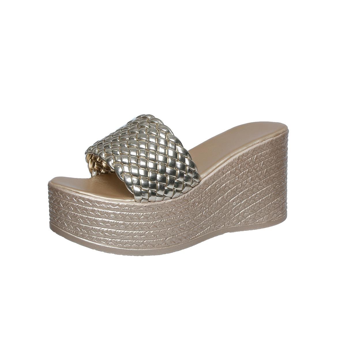 Крутые шлепанцы на танкетке с открытым носком, женские, ветровые, весна и лето 2025, новый большой размер, повседневные пляжные шлепанцы женские 43 золотой
Крутые шлепанцы на танкетке с открытым носком, женские, ветровые, весна и лето 2025, новый большой размер, повседневные пляжные шлепанцы женские 43 золотой