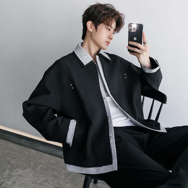 Men Contrast Trim Jacket Lapel Collar Button Down Casual Streetwear Bomber Jacket for Men S чёрный
Men Contrast Trim Jacket Lapel Collar Button Down Casual Streetwear Bomber Jacket for Men S чёрный