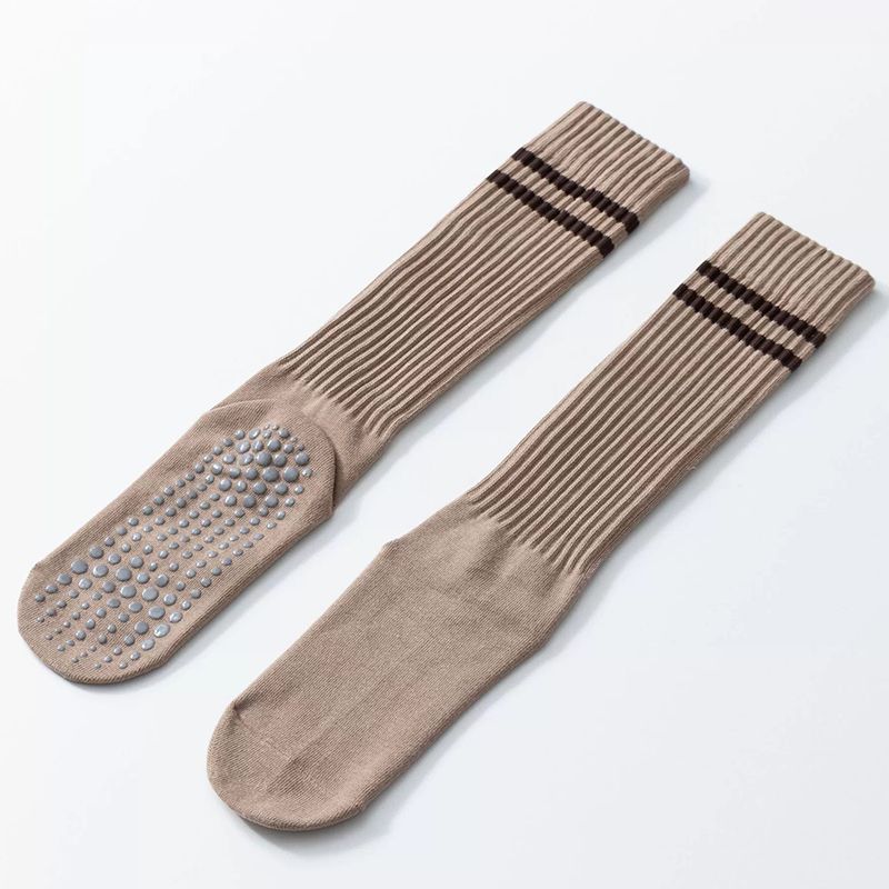 Длинные носки для йоги Нескользящие Профессиональные Женские Носки для Фитнес-зала для Занятий в Помещении Взрослые Носки для Йоги Нескользящие Носки для Пилатеса Shallow Stripes
Длинные носки для йоги Нескользящие Профессиональные Женские Носки для Фитнес-зала для Занятий в Помещении Взрослые Носки для Йоги Нескользящие Носки для Пилатеса Shallow Stripes