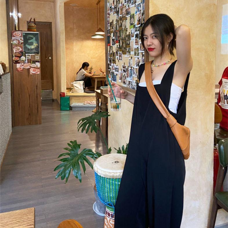 French senior temperament, foreign style age-reducing vitality overalls, floor-mopping jumpsuits, new summer wide-leg pants S чёрный
French senior temperament, foreign style age-reducing vitality overalls, floor-mopping jumpsuits, new summer wide-leg pants S чёрный