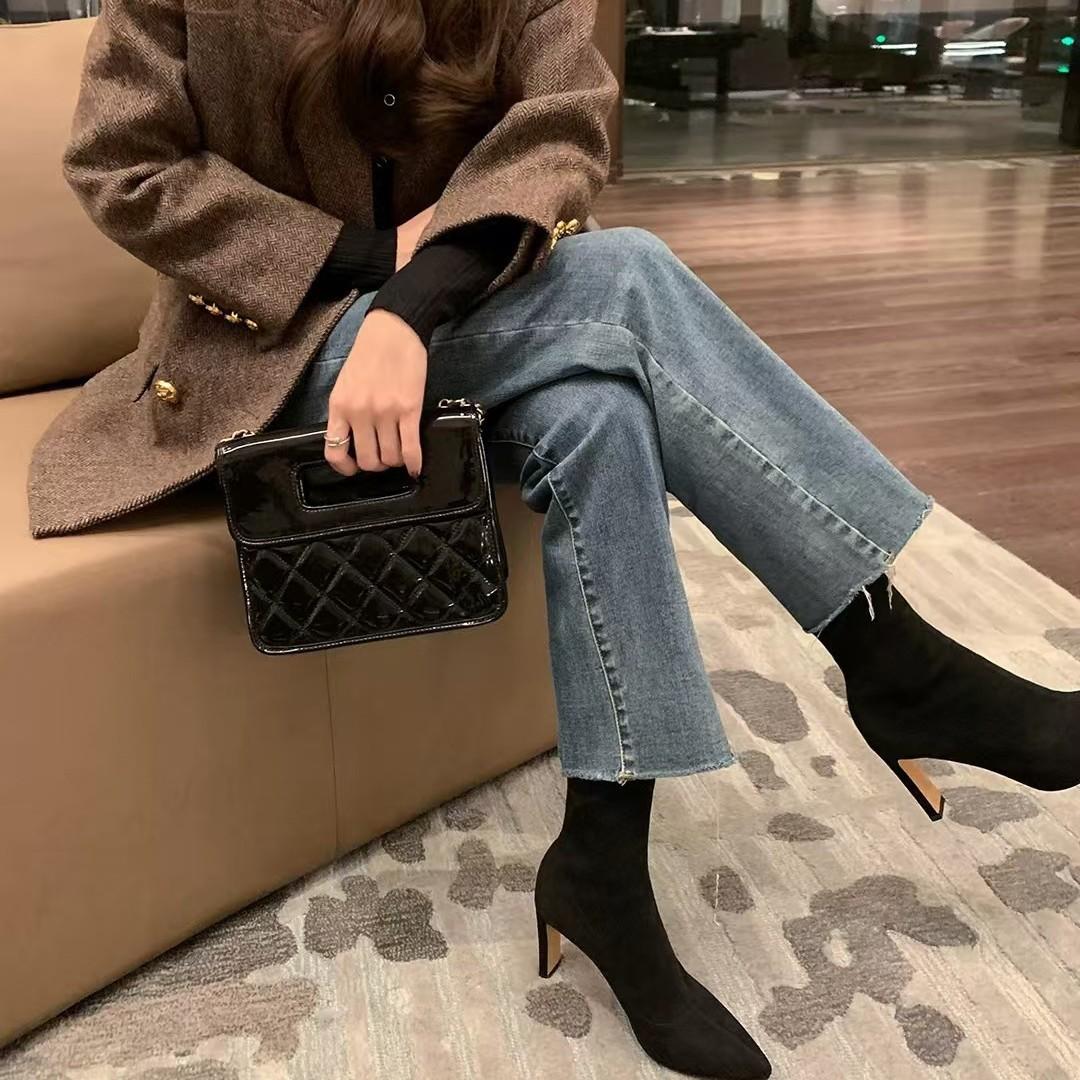 2025 autumn and winter pointed high heel socks boots bare boots Internet celebrity elastic thin boots thin heel sexy short boots women black suede 35
2025 autumn and winter pointed high heel socks boots bare boots Internet celebrity elastic thin boots thin heel sexy short boots women black suede 35