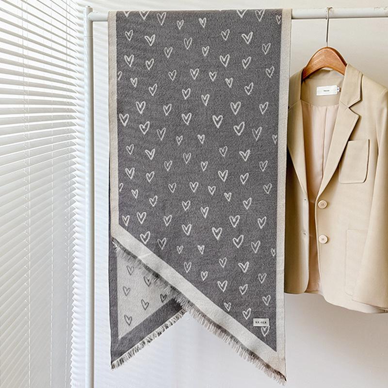 Women Soft Winter Cashmere Triangle Scarf Fashion Love Pattern Warm Shawl And Wrap Bandana Pashmina Female Scarves One Size
Women Soft Winter Cashmere Triangle Scarf Fashion Love Pattern Warm Shawl And Wrap Bandana Pashmina Female Scarves One Size