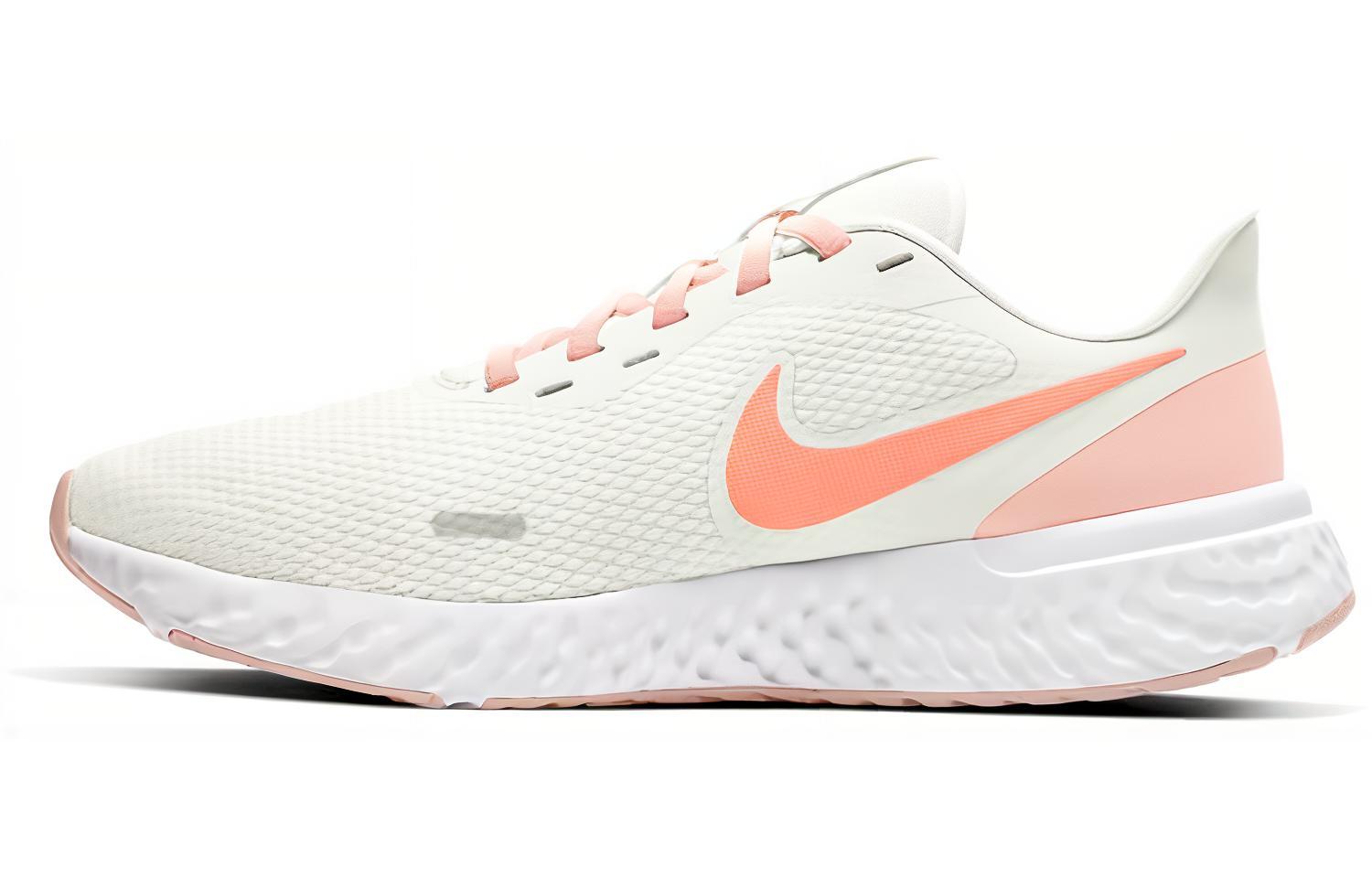 Nike Revolution 5 White Orange Pearl Women s BQ3207-109 36
Nike Revolution 5 White Orange Pearl Women s BQ3207-109 36