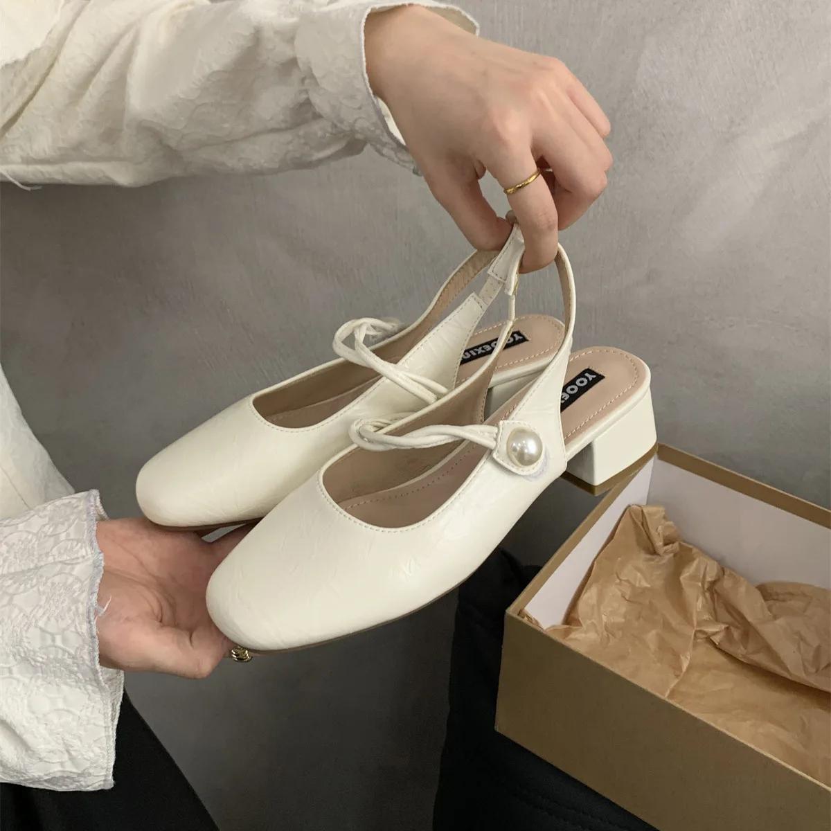 Модные новые ретро женские туфли Мэри Джейн дизайнерские туфли на толстом каблуке с мягкой подошвой женские полутапочки летние уличные женские туфли Muller 38
Модные новые ретро женские туфли Мэри Джейн дизайнерские туфли на толстом каблуке с мягкой подошвой женские полутапочки летние уличные женские туфли Muller 38