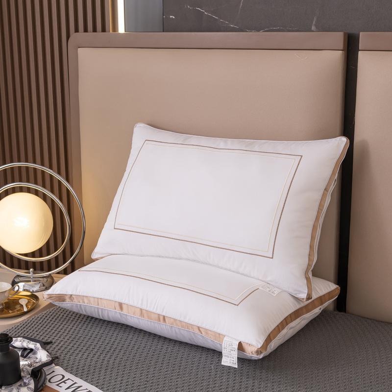 Подушка с трехмерным перьевым бархатом, двухсторонняя, с начесом, для отелей и семейного проживания, для одного человека low pillow (48 * 74cm)
Подушка с трехмерным перьевым бархатом, двухсторонняя, с начесом, для отелей и семейного проживания, для одного человека low pillow (48 * 74cm)