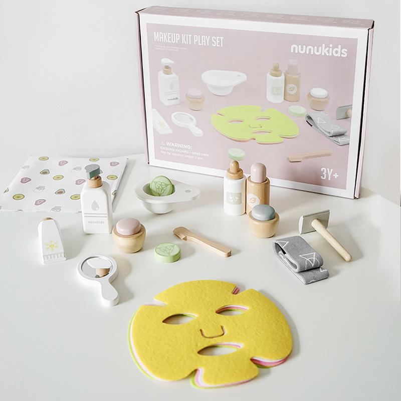 Wooden Pretend Play Makeup Set for Little Girls - Face Mask & Cosmetics Toy - Perfect Birthday Gift
Wooden Pretend Play Makeup Set for Little Girls - Face Mask & Cosmetics Toy - Perfect Birthday Gift