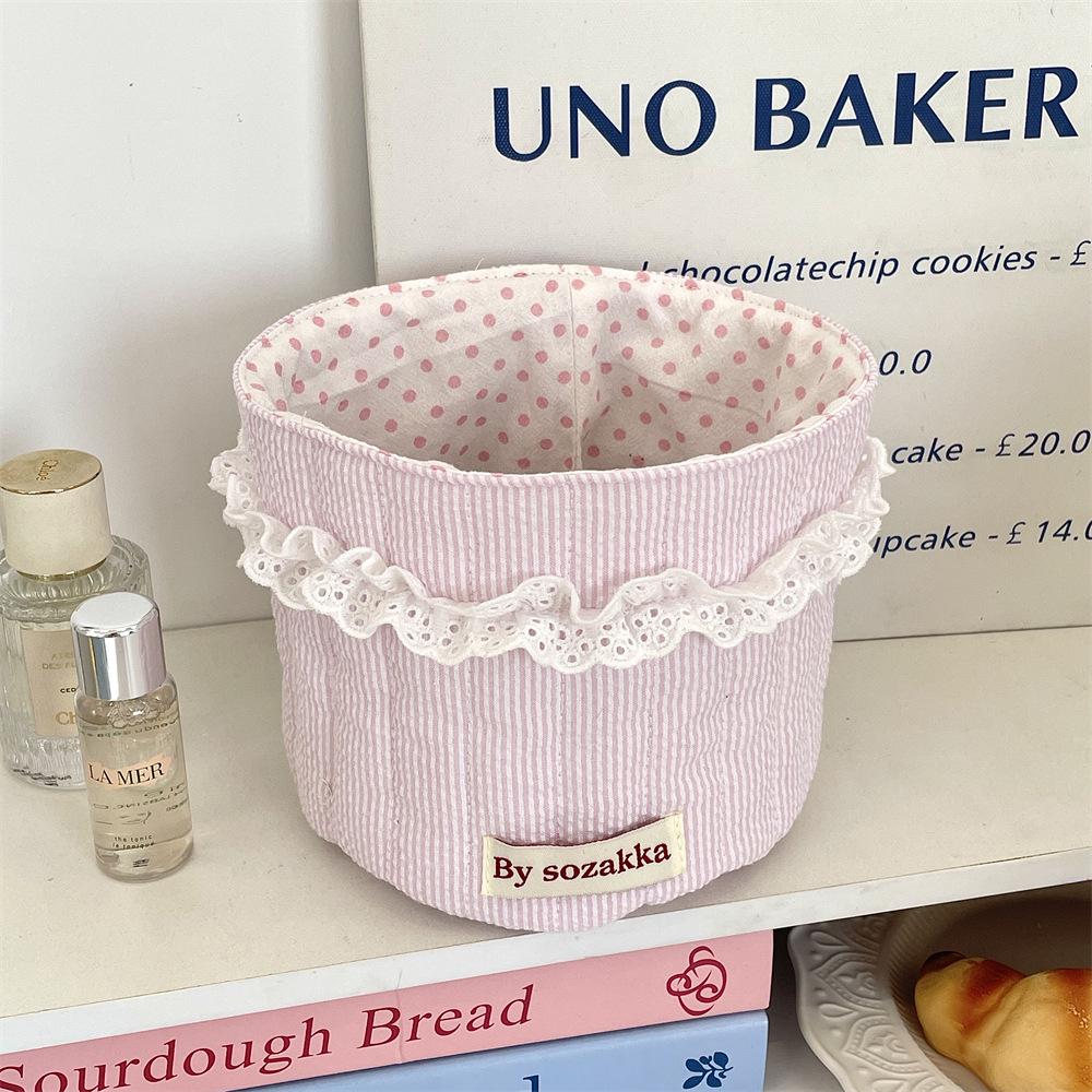 Korean Quilted Fabric Basket for Girls - Round Storage Organizer for Toys and Snacks.
Korean Quilted Fabric Basket for Girls - Round Storage Organizer for Toys and Snacks.