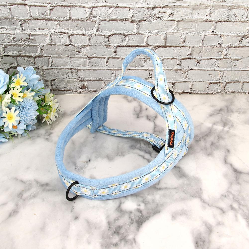 Fur Padded Dog Harness Reflective Pet Dogs Vest Harness No Pull Warm Fur Strap Harness for Winter Medium Large Dogs Flower Print S синий
Fur Padded Dog Harness Reflective Pet Dogs Vest Harness No Pull Warm Fur Strap Harness for Winter Medium Large Dogs Flower Print S синий