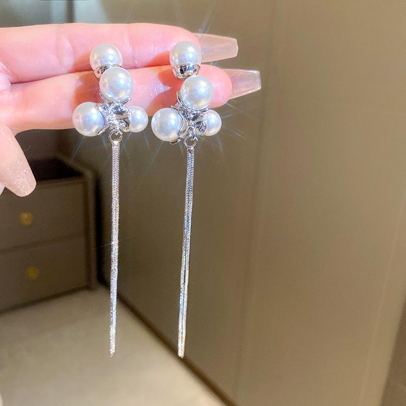 2023 японский корейский стиль серебряный цвет жемчужная цепочка с кисточками длинные серьги для женщин Pendientes Mujer
2023 японский корейский стиль серебряный цвет жемчужная цепочка с кисточками длинные серьги для женщин Pendientes Mujer