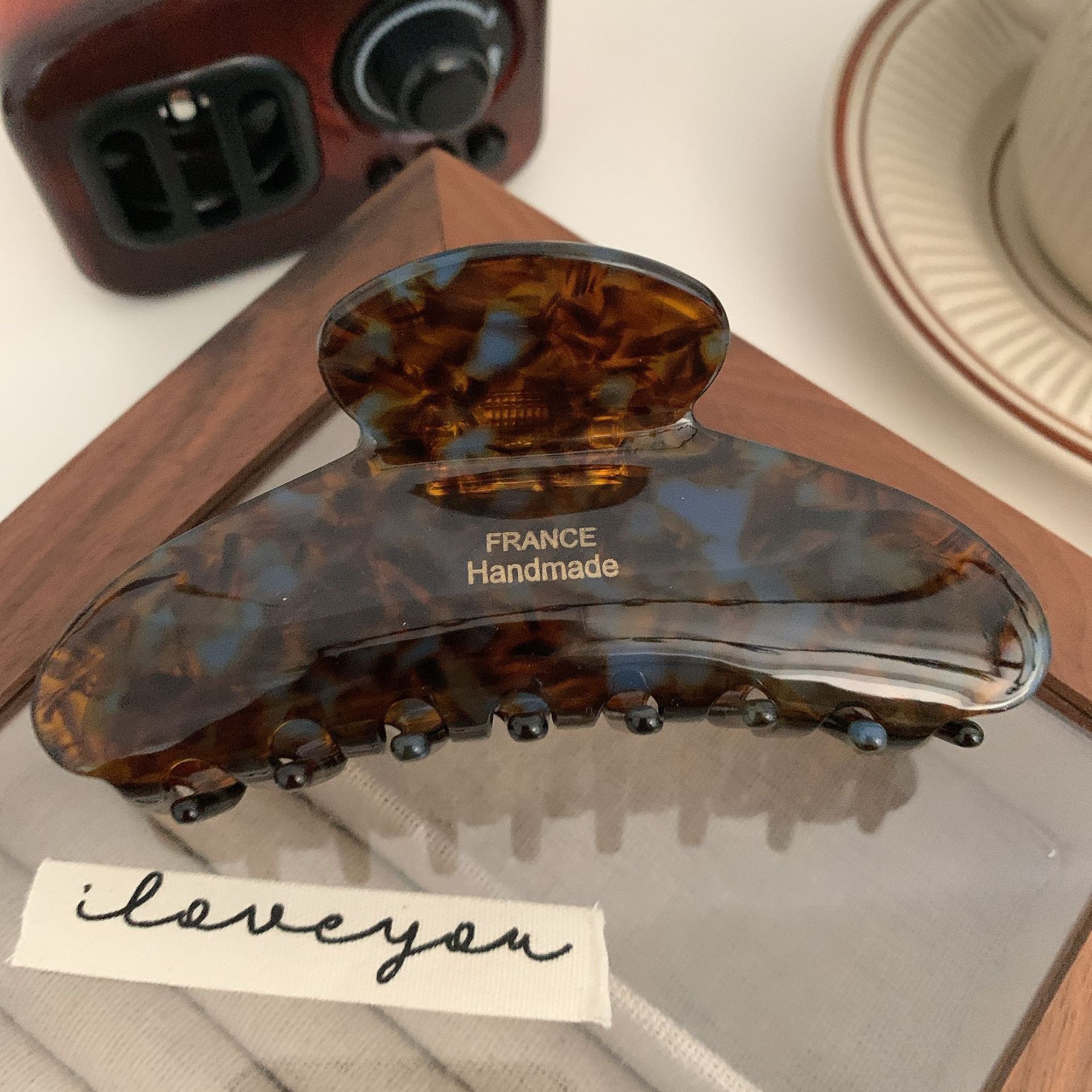 Acetate Claw Clip for Women - Large Non-Slip Barrettes for Thick Hair, Durable Hair Claw, Fashion Hair Accessories (8 Colors)
Acetate Claw Clip for Women - Large Non-Slip Barrettes for Thick Hair, Durable Hair Claw, Fashion Hair Accessories (8 Colors)