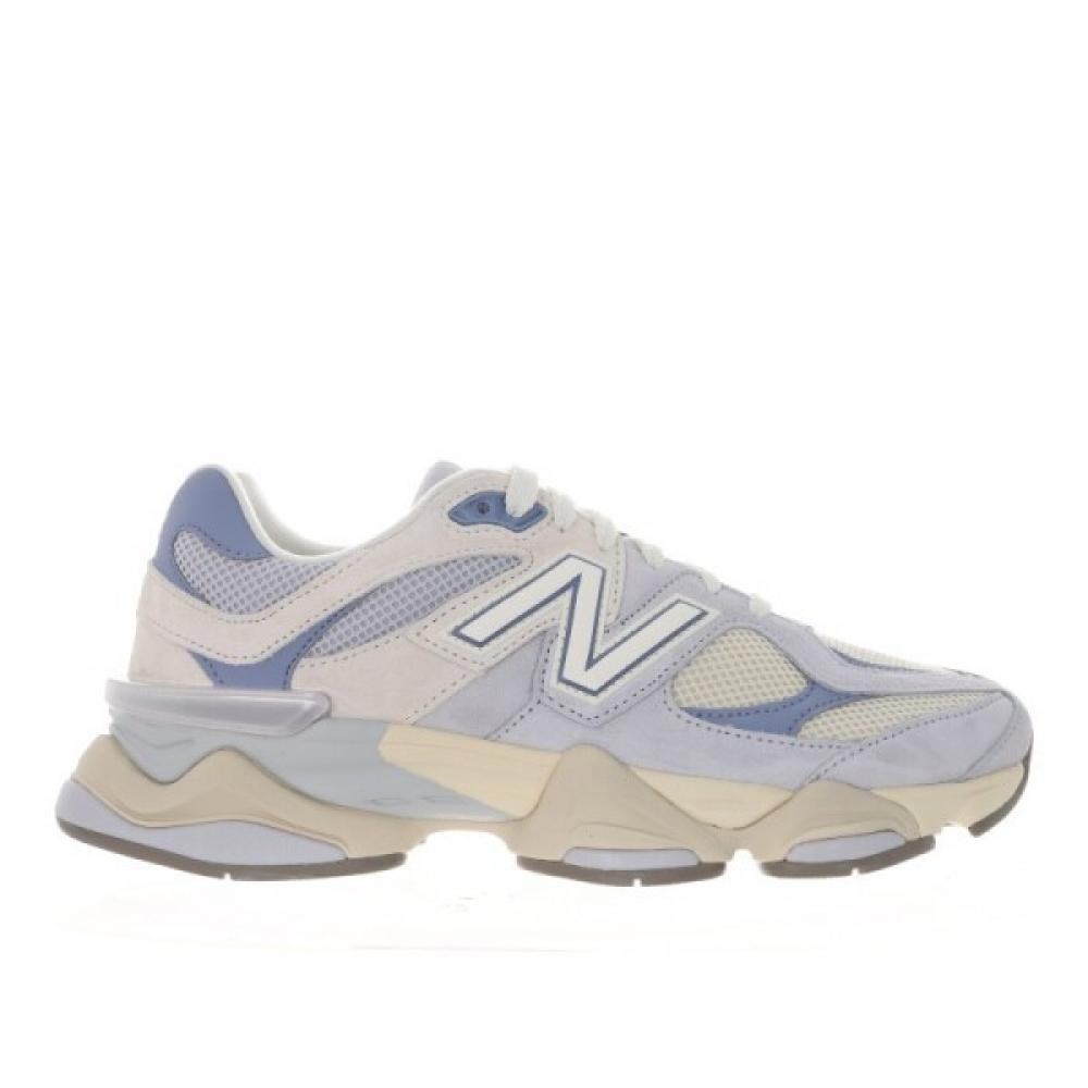 New Balance White Light Blue Mesh Sneakers Lu9060eel Light Blue IT44.5
New Balance White Light Blue Mesh Sneakers Lu9060eel Light Blue IT44.5