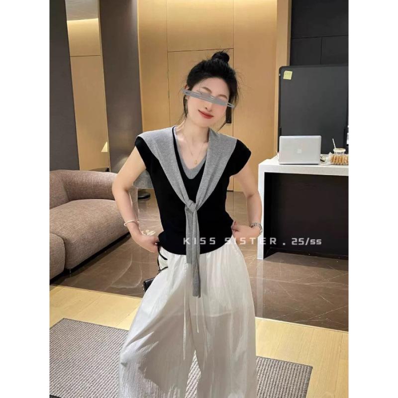 Women s V-neck Ice Silk Short-Sleeve Knitted Cardigan - French Korean Style Slim Fit Two-Piece Vest One Size чорний
Women s V-neck Ice Silk Short-Sleeve Knitted Cardigan - French Korean Style Slim Fit Two-Piece Vest One Size чорний