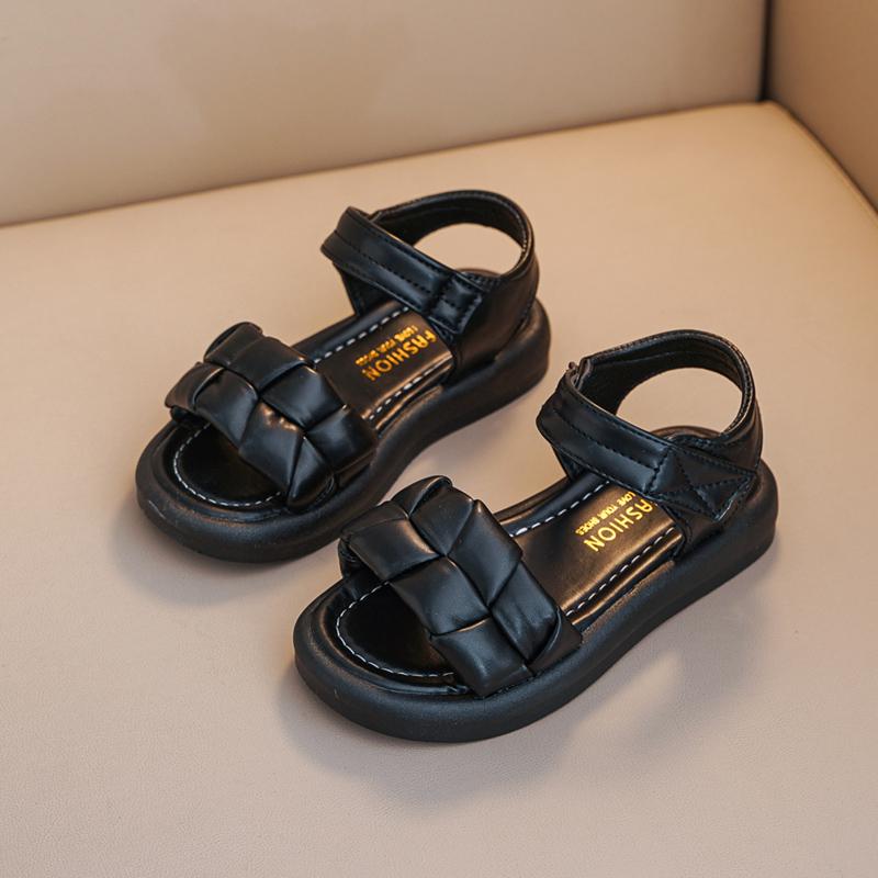 *Summer Fashion Princess Comfortable Thick Bottom Casual Sandals Hot Selling New Lightweight and Elegant Children s Flat Sandals 26Insole16.5cm чорний
*Summer Fashion Princess Comfortable Thick Bottom Casual Sandals Hot Selling New Lightweight and Elegant Children s Flat Sandals 26Insole16.5cm чорний