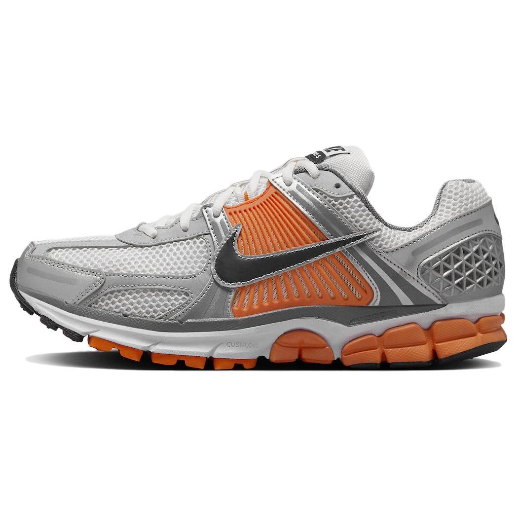 Nike Zoom Vomero 5 Platinum Tint Safety Orange FJ4151-002 42.5
Nike Zoom Vomero 5 Platinum Tint Safety Orange FJ4151-002 42.5