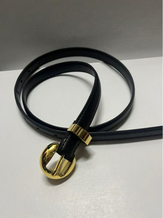 Elegant Women s Leather Buckle Belt: Fashionable Waist Accessory for Skirts & Pants 105cm чорний
Elegant Women s Leather Buckle Belt: Fashionable Waist Accessory for Skirts & Pants 105cm чорний