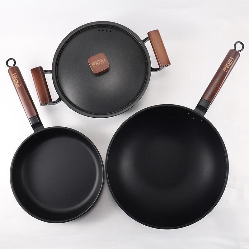 KBH Traditional Wrought Iron Cookware 3-Piece Set
KBH Traditional Wrought Iron Cookware 3-Piece Set