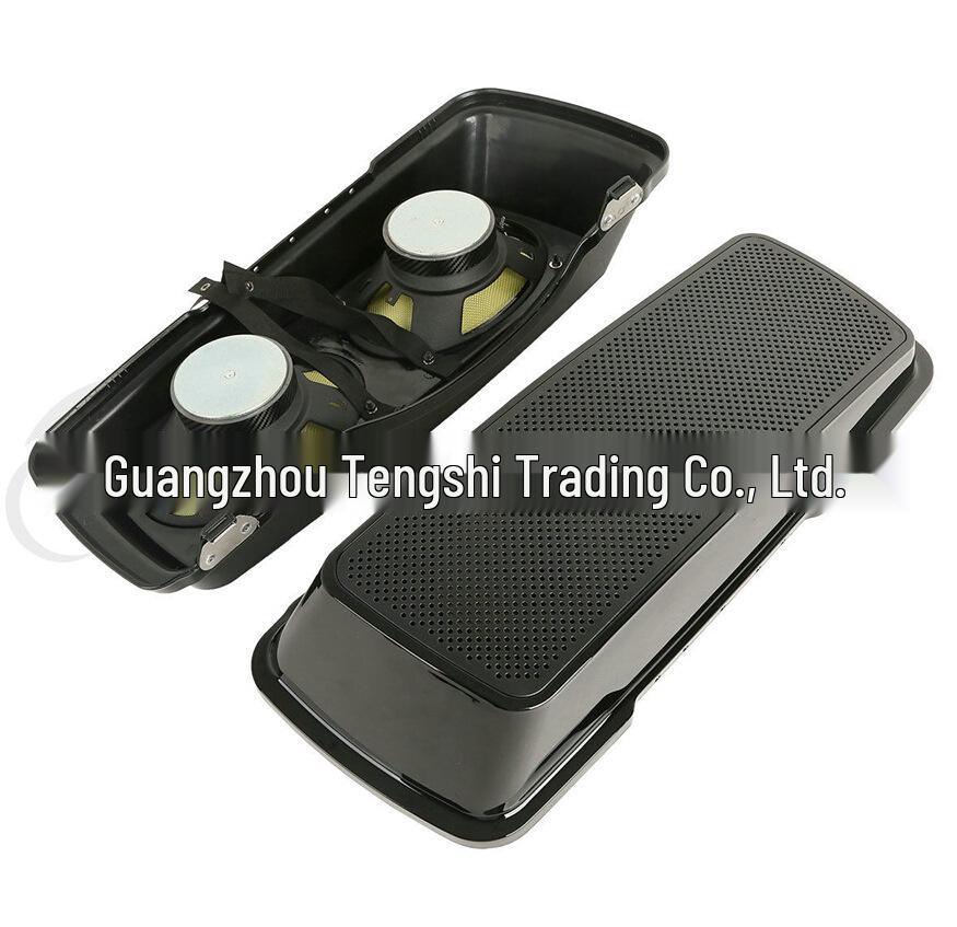 Harley Road Glide Saddlebags with Rear Trunk & Audio Speaker Set 8.7 inches чёрный
Harley Road Glide Saddlebags with Rear Trunk & Audio Speaker Set 8.7 inches чёрный