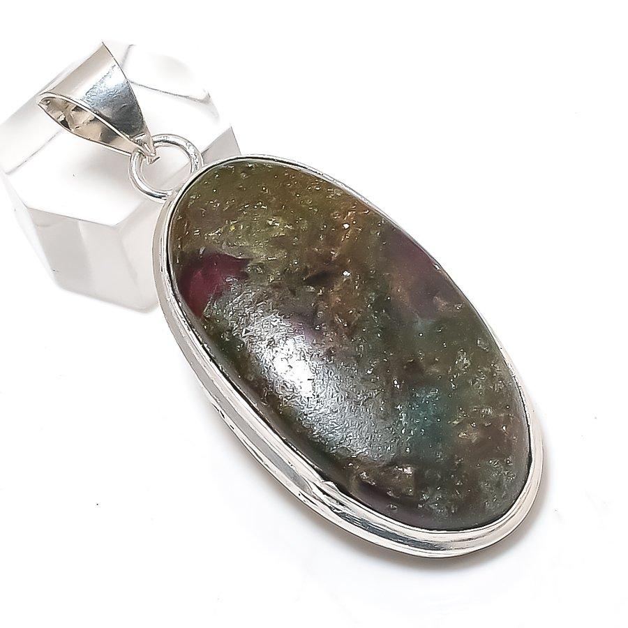 Натуральный Рубин Фуксит Драгоценный камень 925 Стерлинговое серебро Ювелирная подвеска 2.25 j2p58
Натуральный Рубин Фуксит Драгоценный камень 925 Стерлинговое серебро Ювелирная подвеска 2.25 j2p58