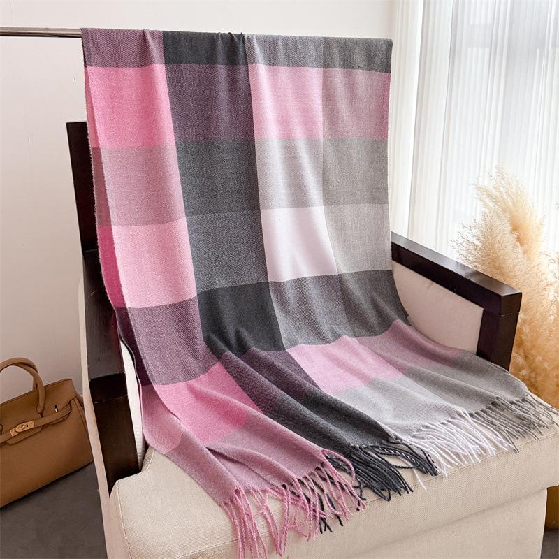 200*64Cm Fashion Cashmere Scarf Warm Winter Women Plaid Designer Wraps Shawls Neckerchief Pashmina Foulard Blanket 64x200cm
200*64Cm Fashion Cashmere Scarf Warm Winter Women Plaid Designer Wraps Shawls Neckerchief Pashmina Foulard Blanket 64x200cm