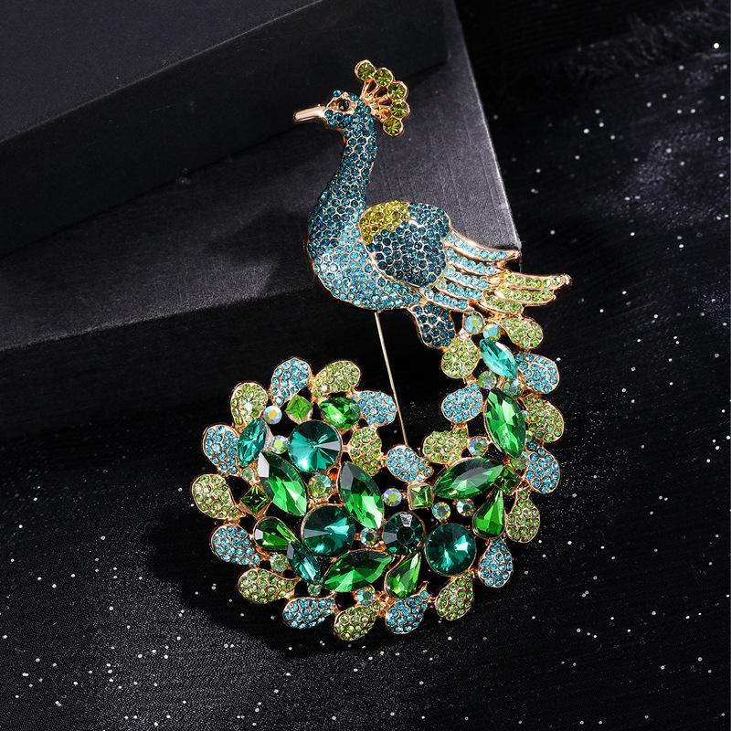 Fashion Large Peacock Brooch Retro Premium Light Luxury Versatile Animal Brooch Pin Women s Clothing Accessories
Fashion Large Peacock Brooch Retro Premium Light Luxury Versatile Animal Brooch Pin Women s Clothing Accessories