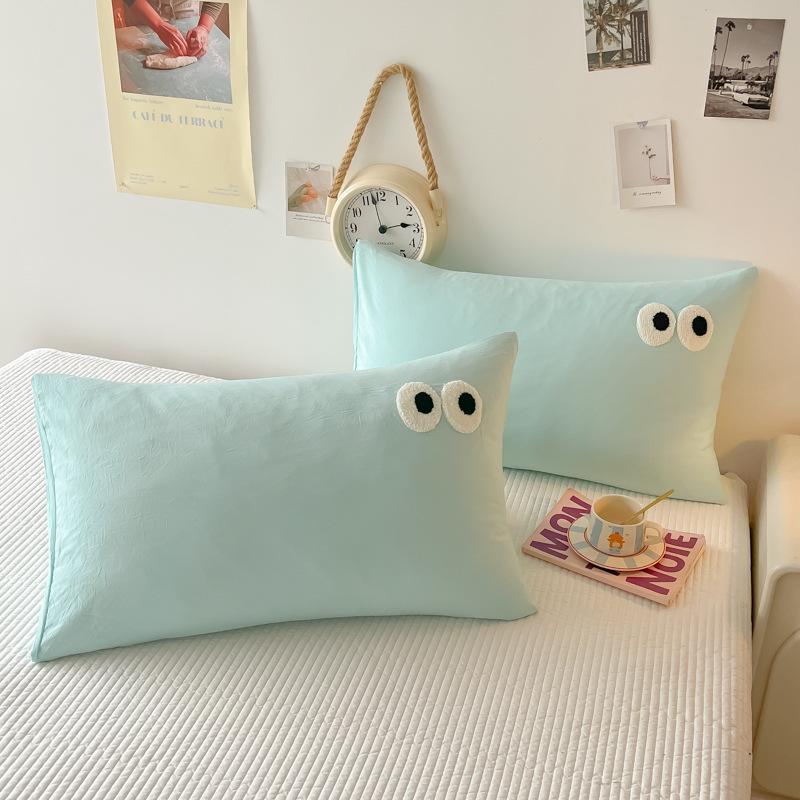 Cartoon Big Eyes Pillowcase Set - Washable Cotton, 2-Pack, 48x74cm Fits 48x74cm Pillow Core Single
Cartoon Big Eyes Pillowcase Set - Washable Cotton, 2-Pack, 48x74cm Fits 48x74cm Pillow Core Single