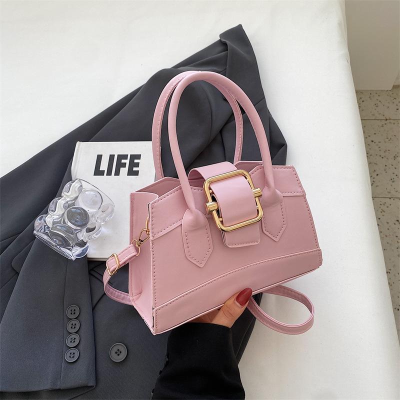 Сумка сумка жіноча літо 2024 новий модний повсякденний локомотив сумка ніша дизайн однотонна сумка через плече рожевий
Сумка сумка жіноча літо 2024 новий модний повсякденний локомотив сумка ніша дизайн однотонна сумка через плече рожевий