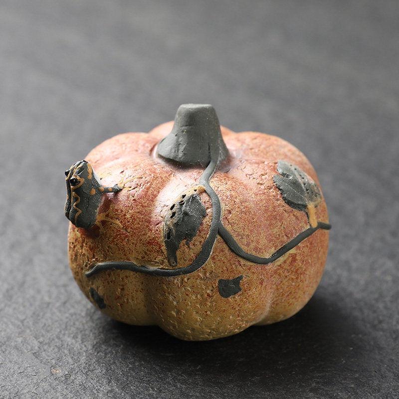 Yixing purple sand spray tea pet decoration pumpkin frog gourd boutique creative manual kung fu tea set
Yixing purple sand spray tea pet decoration pumpkin frog gourd boutique creative manual kung fu tea set