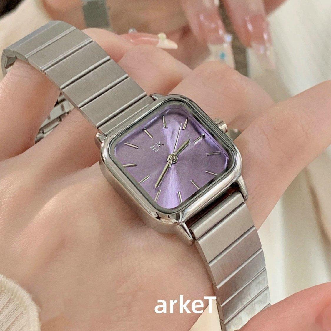 Watch Niche Simple Fashion Square Versatile Retro Temperament Retro Watch Women S Watch світло-фіолетового кольору
Watch Niche Simple Fashion Square Versatile Retro Temperament Retro Watch Women S Watch світло-фіолетового кольору